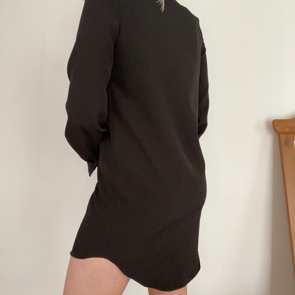 Peace + Love black V collar dress - Picture 3 of 6